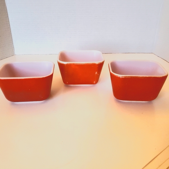 Vintage Pyrex 501 Refrigerator Dishes 3 - Picture 1 of 7